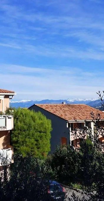 Studio Cosy Avec Terrasse Et Garage Saint-Laurent Du Var Limitrophe Nice 0*, Saint-Laurent-du-Var France